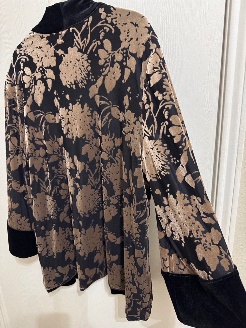 Chicos Travelers 2 US 12/14 Reversible Jacket Black Gold Floral Velvet Burnout - Picture 10 of 13